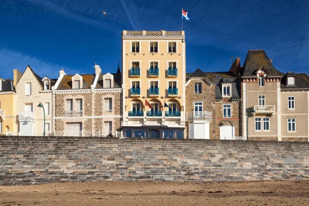 Hôtel Ambassadeurs